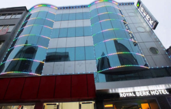 هتل رویال برک (Royal Berk) وان