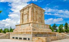 برنامه‌ریزی ۴ روزه سفر به مشهد